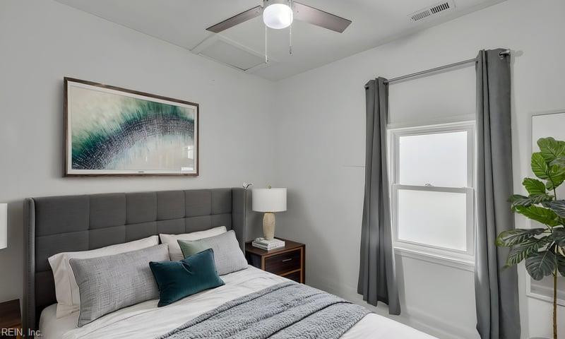 Photo 16 of 23 residential for sale in Portsmouth virginia
