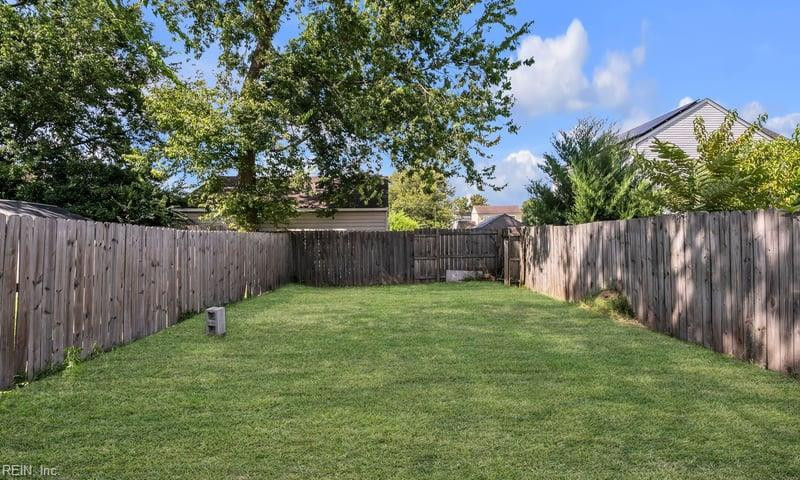Photo 20 of 23 residential for sale in Portsmouth virginia