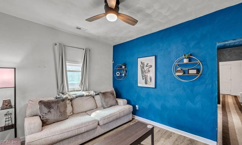 Photo 4 of 23 residential for sale in Portsmouth virginia