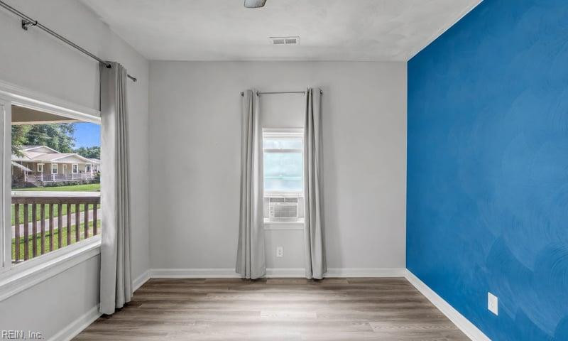 Photo 6 of 23 residential for sale in Portsmouth virginia
