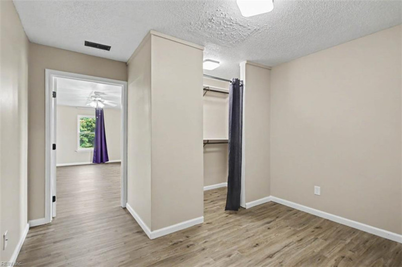 Photo 38 of 50 residential for sale in Chesapeake virginia