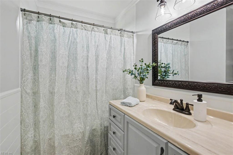 Photo 42 of 50 residential for sale in Chesapeake virginia