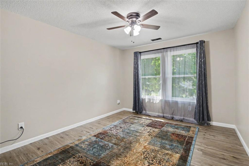 Photo 43 of 50 residential for sale in Chesapeake virginia