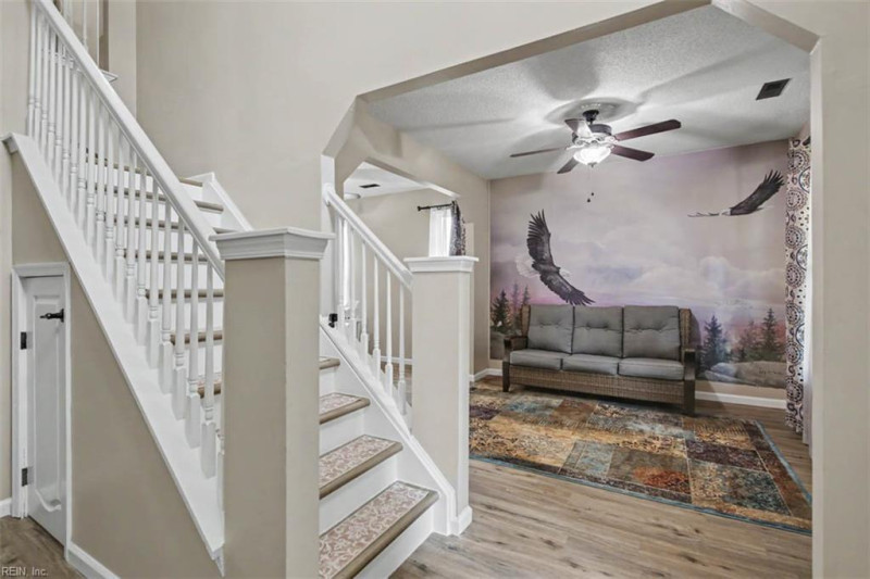Photo 5 of 50 residential for sale in Chesapeake virginia