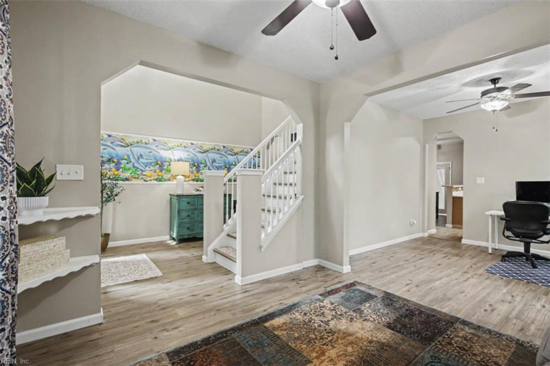 Photo 8 of 50 residential for sale in Chesapeake virginia