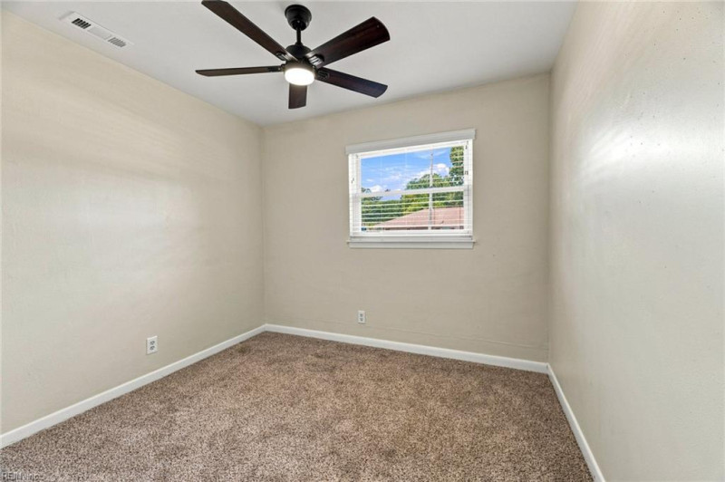 Photo 18 of 28 residential for sale in Norfolk virginia