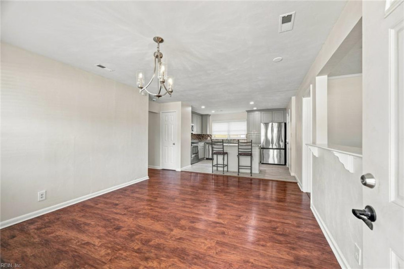 Photo 7 of 28 residential for sale in Norfolk virginia