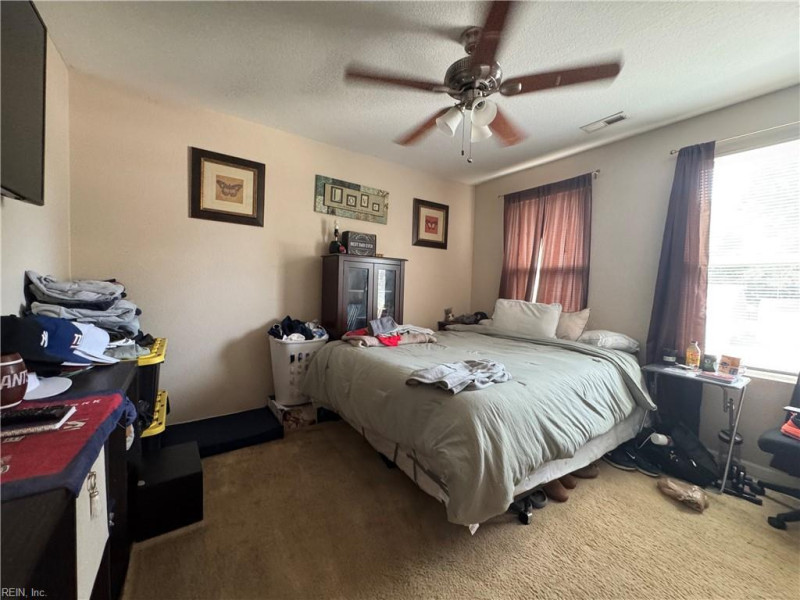 Photo 6 of 16 residential for sale in Norfolk virginia