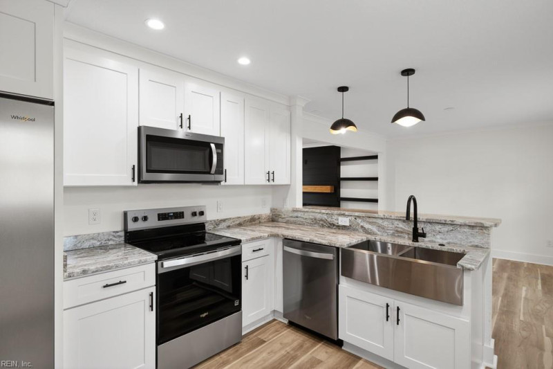 Photo 2 of 39 residential for sale in Virginia Beach virginia