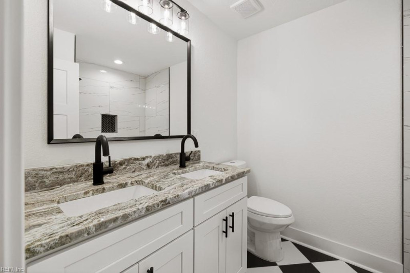 Photo 28 of 39 residential for sale in Virginia Beach virginia