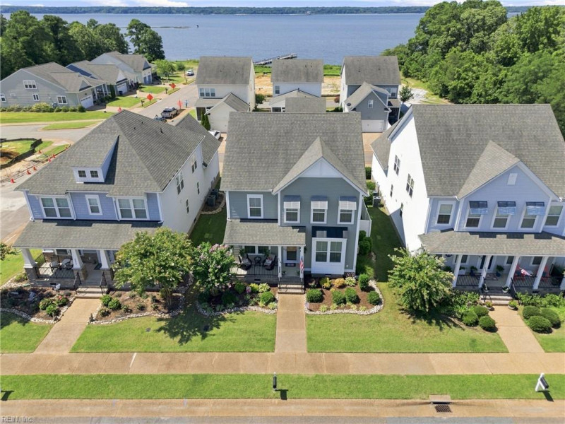 Photo 35 of 43 residential for sale in Gloucester County virginia