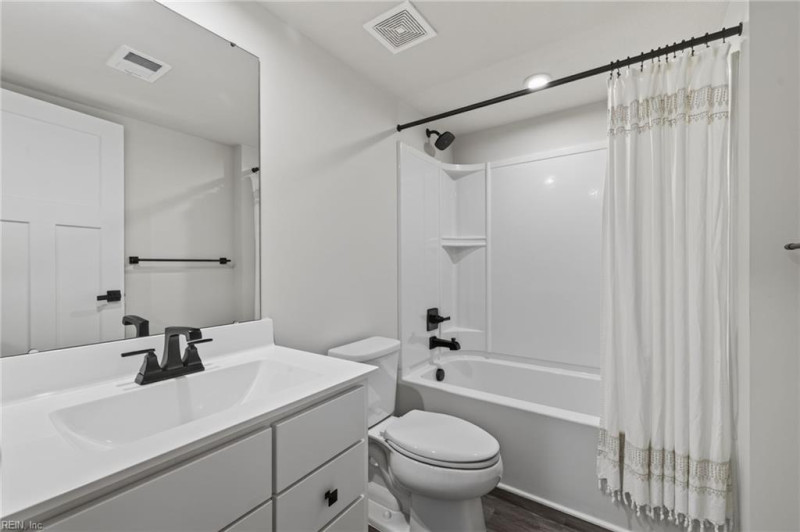 Photo 13 of 45 residential for sale in Chesapeake virginia Photo 13 of 45 residential for sale in Chesapeake virginia