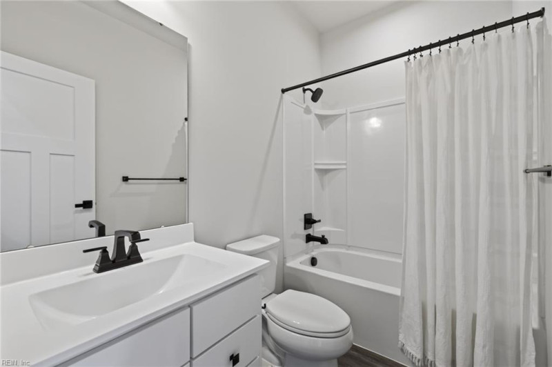 Photo 26 of 45 residential for sale in Chesapeake virginia Photo 26 of 45 residential for sale in Chesapeake virginia