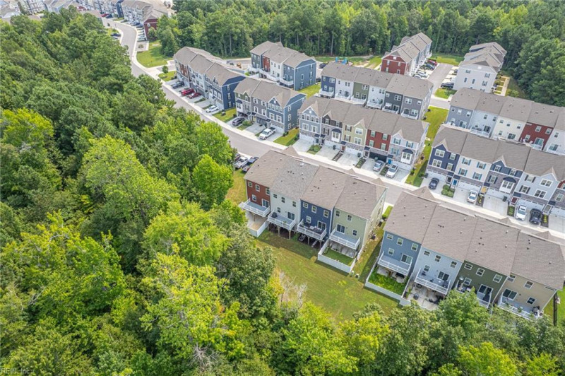Photo 35 of 45 residential for sale in Chesapeake virginia Photo 35 of 45 residential for sale in Chesapeake virginia
