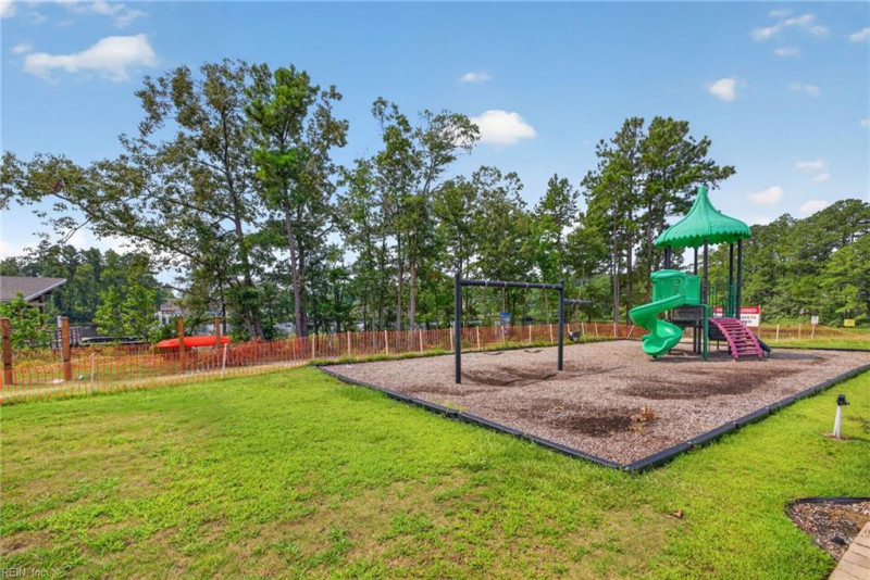 Photo 41 of 45 residential for sale in Chesapeake virginia Photo 41 of 45 residential for sale in Chesapeake virginia