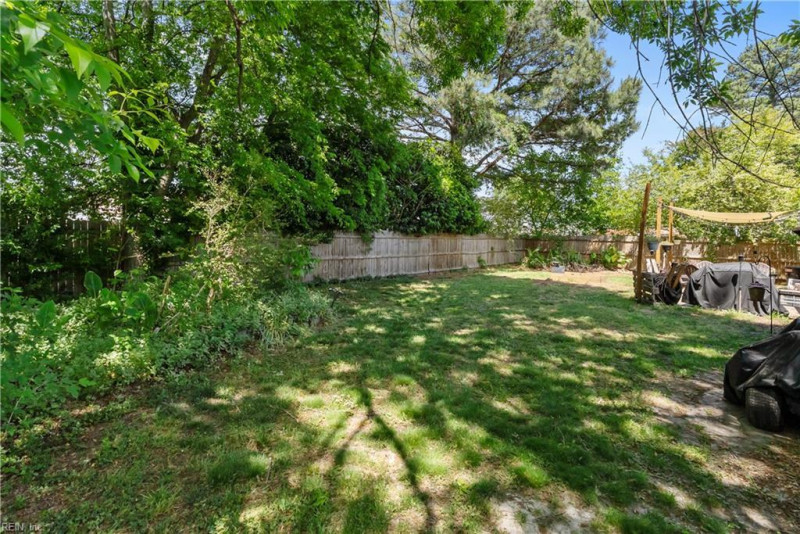 Photo 35 of 43 residential for sale in Chesapeake virginia Photo 35 of 43 residential for sale in Chesapeake virginia