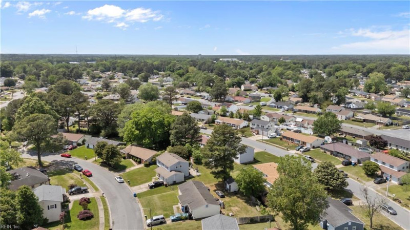 Photo 37 of 43 residential for sale in Chesapeake virginia Photo 37 of 43 residential for sale in Chesapeake virginia