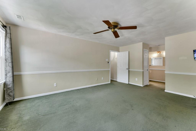 Photo 19 of 36 residential for sale in Virginia Beach virginia