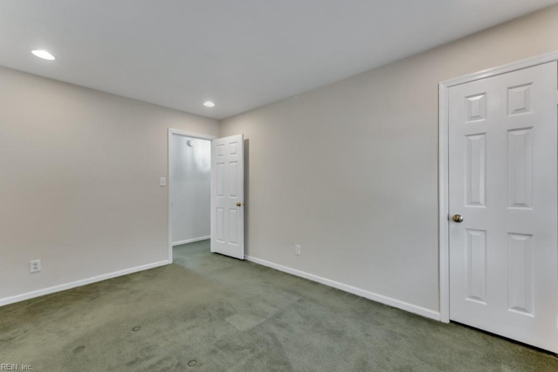 Photo 23 of 36 residential for sale in Virginia Beach virginia