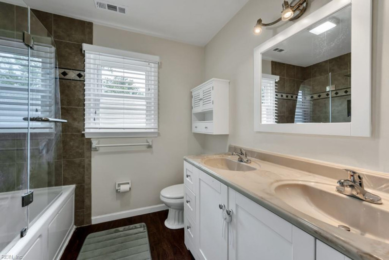 Photo 27 of 36 residential for sale in Virginia Beach virginia