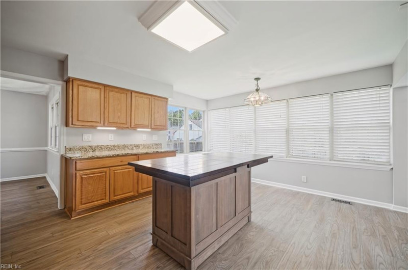 Photo 11 of 50 residential for sale in Virginia Beach virginia