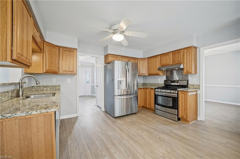 Photo 12 of 50 residential for sale in Virginia Beach virginia
