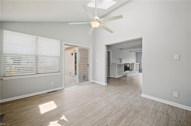 Photo 18 of 50 residential for sale in Virginia Beach virginia