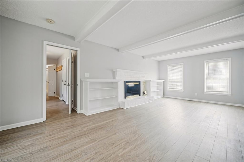 Photo 19 of 50 residential for sale in Virginia Beach virginia
