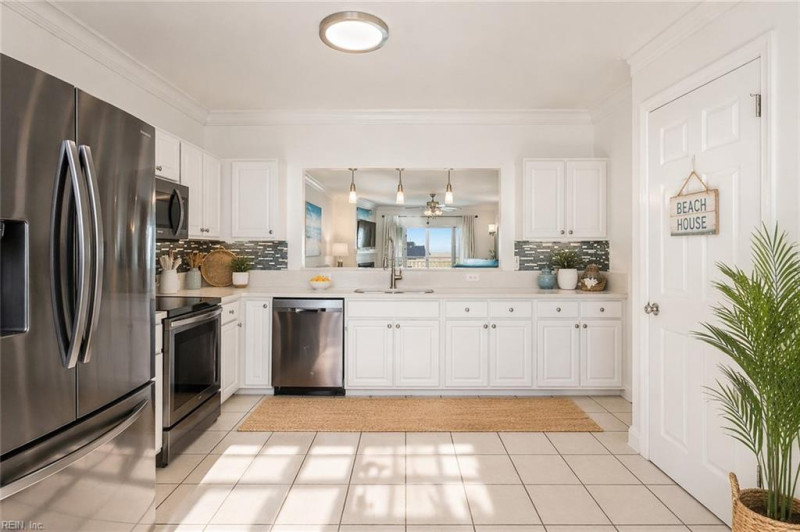 Photo 10 of 23 residential for sale in Norfolk virginia
