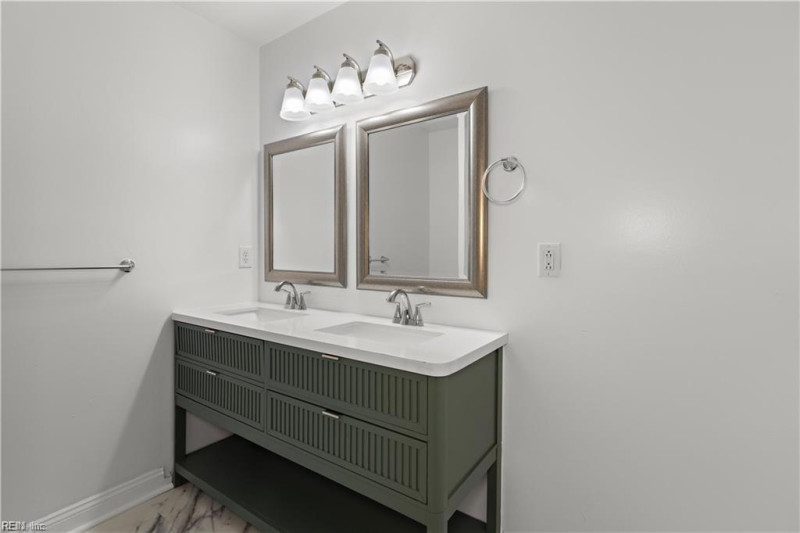 Photo 17 of 23 residential for sale in Norfolk virginia