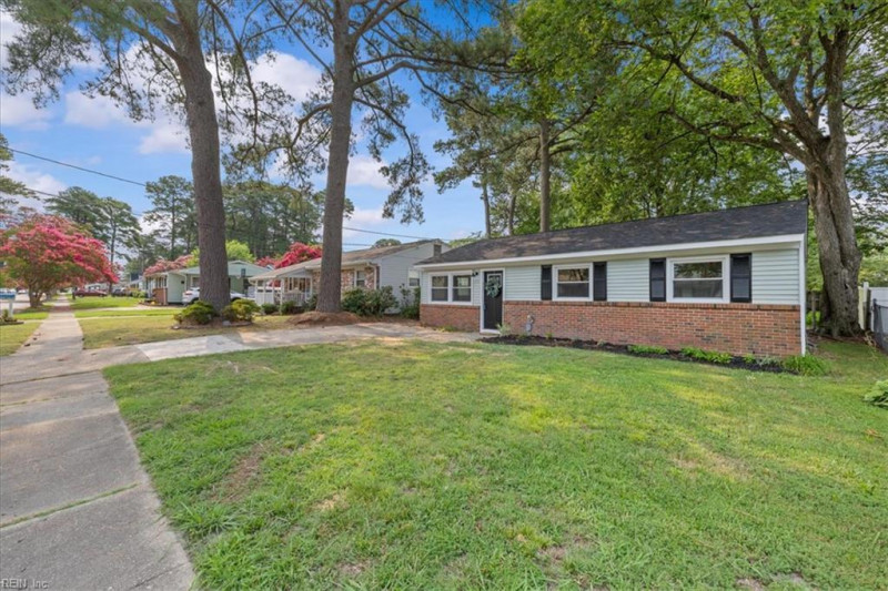 Photo 3 of 31 residential for sale in Norfolk virginia Photo 3 of 31 residential for sale in Norfolk virginia