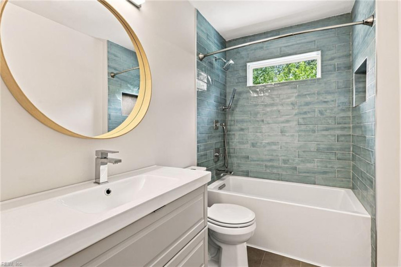 Photo 28 of 46 residential for sale in Virginia Beach virginia
