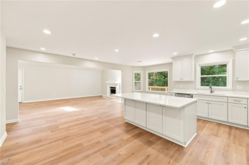 Photo 10 of 47 residential for sale in Newport News virginia Photo 10 of 47 residential for sale in Newport News virginia