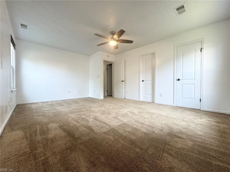 Photo 14 of 27 residential for sale in Virginia Beach virginia