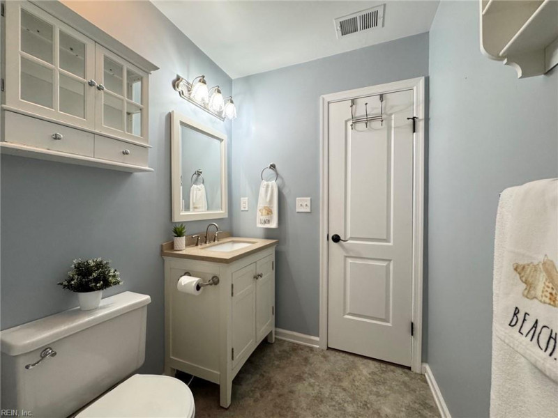 Photo 22 of 27 residential for sale in Virginia Beach virginia