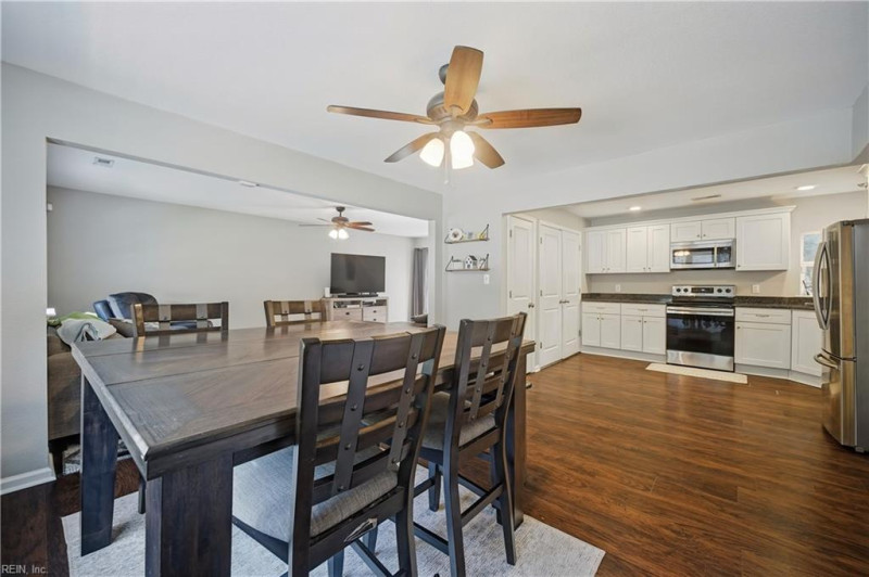 Photo 10 of 44 residential for sale in Norfolk virginia