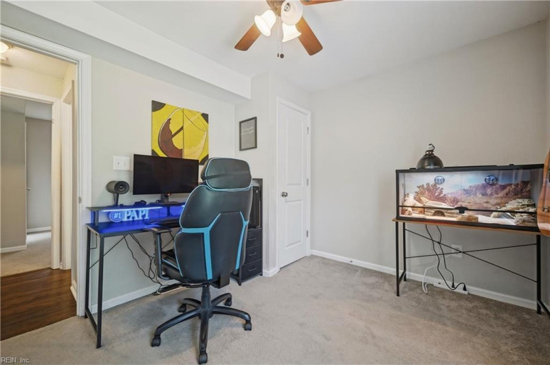 Photo 17 of 44 residential for sale in Norfolk virginia
