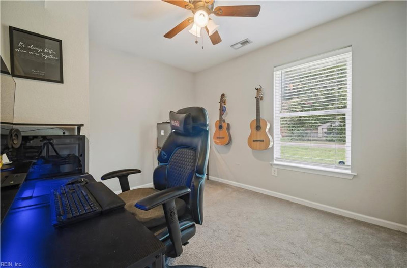 Photo 18 of 44 residential for sale in Norfolk virginia