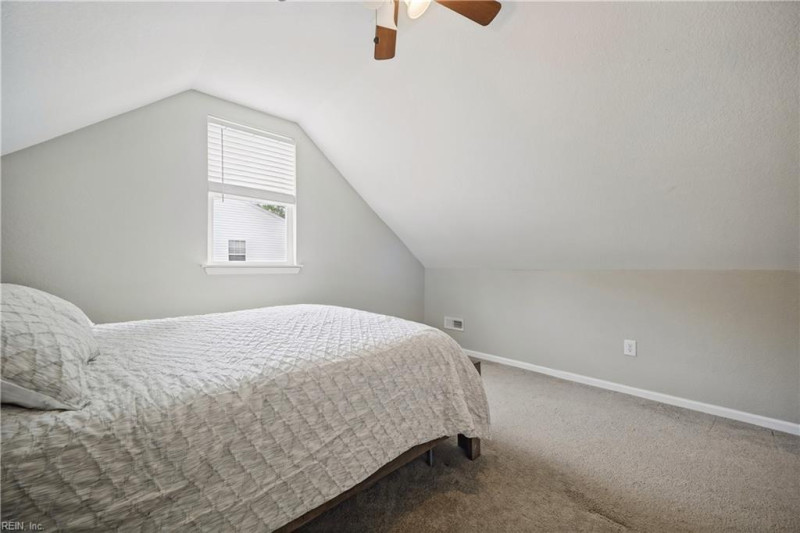 Photo 20 of 44 residential for sale in Norfolk virginia