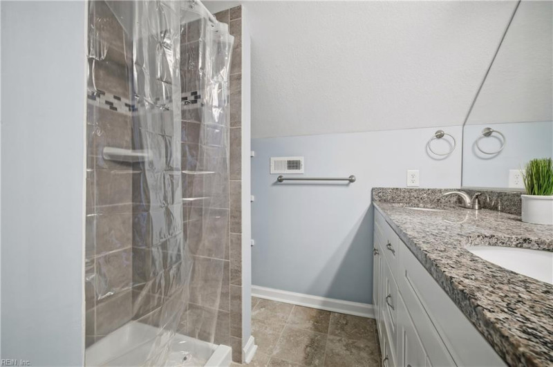 Photo 23 of 44 residential for sale in Norfolk virginia