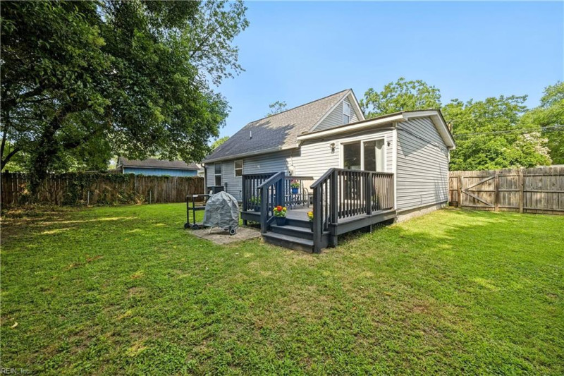 Photo 29 of 44 residential for sale in Norfolk virginia