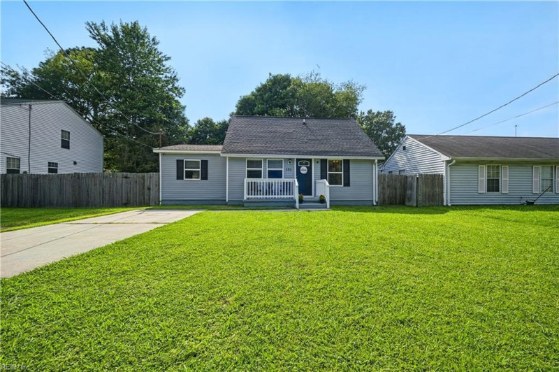 Photo 3 of 44 residential for sale in Norfolk virginia