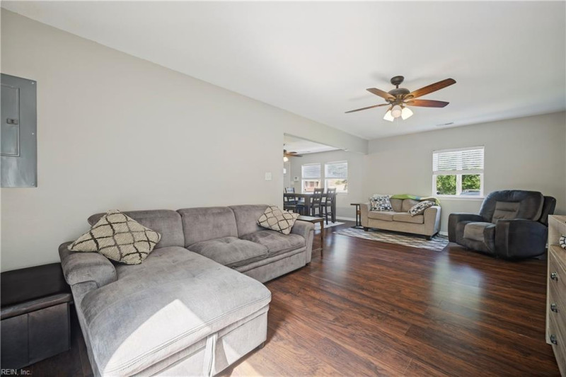Photo 8 of 44 residential for sale in Norfolk virginia