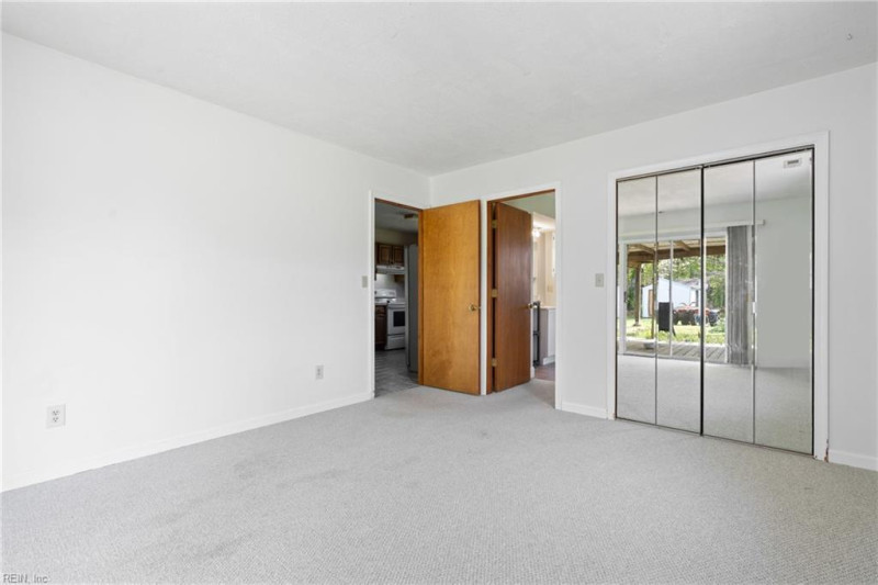 Photo 11 of 50 residential for sale in Southampton County virginia