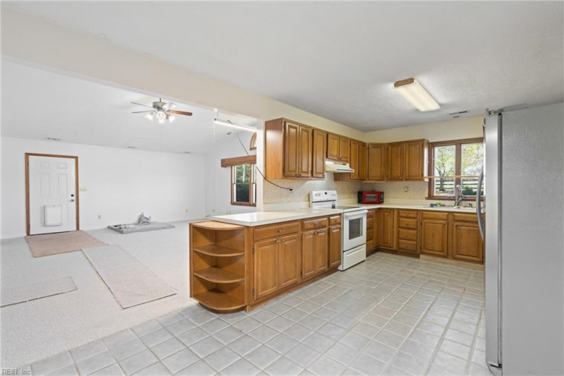 Photo 9 of 50 residential for sale in Southampton County virginia