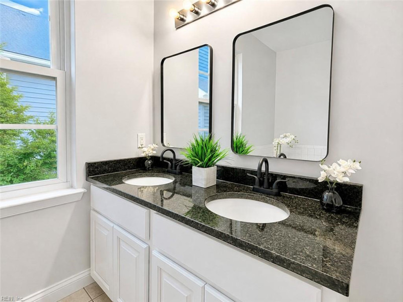 Photo 25 of 50 residential for sale in Virginia Beach virginia