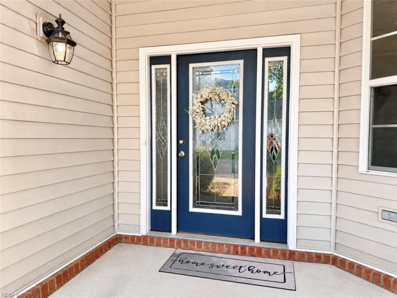 Photo 3 of 50 residential for sale in Virginia Beach virginia
