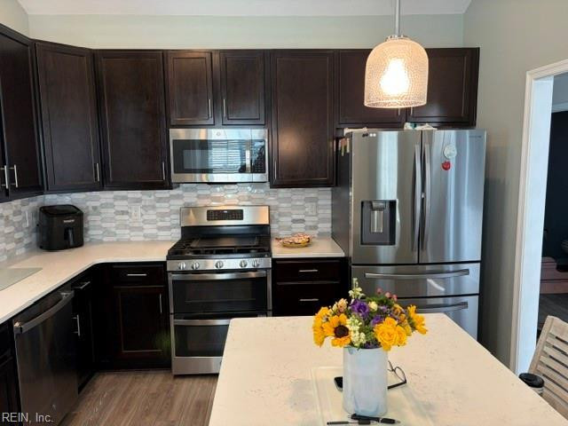 Photo 15 of 44 residential for sale in Chesapeake virginia