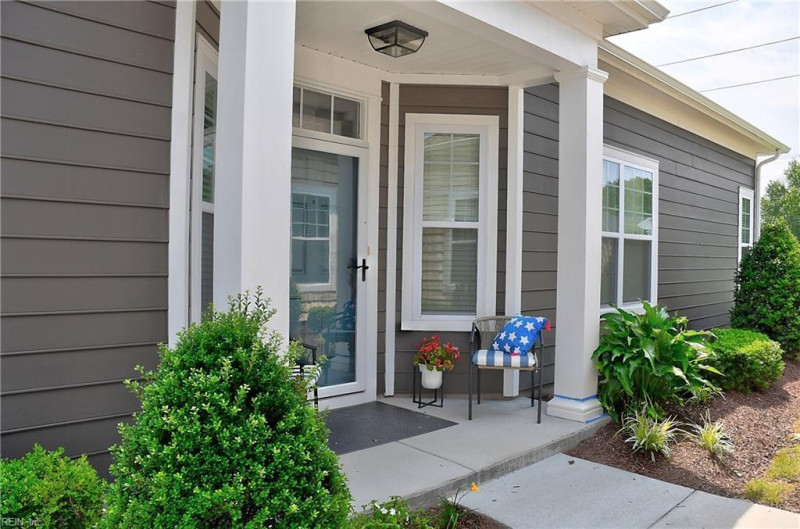 Photo 2 of 44 residential for sale in Chesapeake virginia
