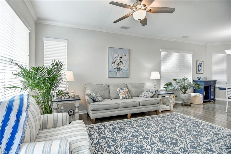Photo 20 of 44 residential for sale in Chesapeake virginia